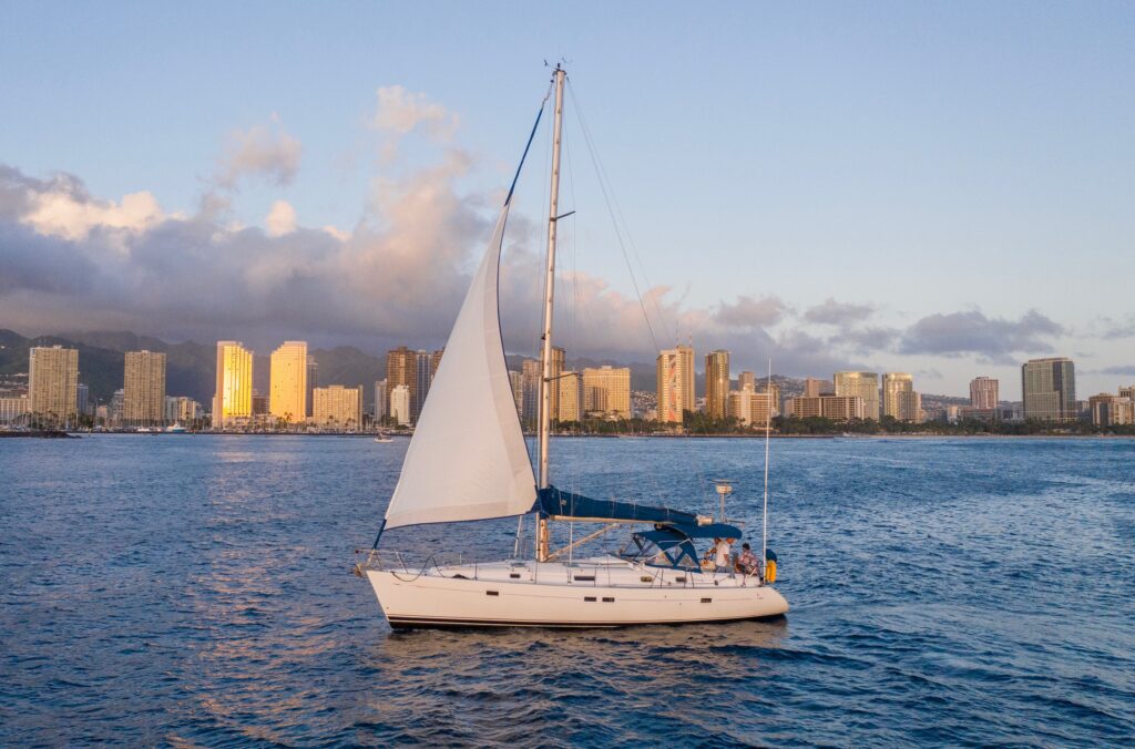 5 best Honolulu private sunset sail ideas